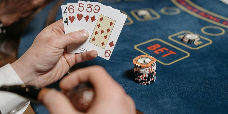 Tính điểm baccarat đơn giản